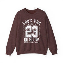 Load image into Gallery viewer, Look Pro Go Slow Uni - Unisex Heavy Blend™ Crewneck Sweatshirt