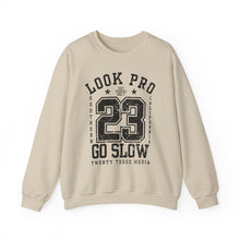 Load image into Gallery viewer, Look Pro Go Slow Uni - Unisex Heavy Blend™ Crewneck Sweatshirt
