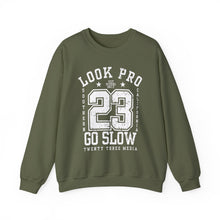 Load image into Gallery viewer, Look Pro Go Slow Uni - Unisex Heavy Blend™ Crewneck Sweatshirt
