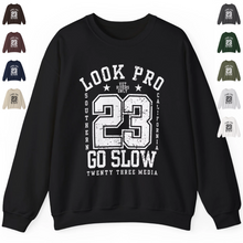 Load image into Gallery viewer, Look Pro Go Slow Uni - Unisex Heavy Blend™ Crewneck Sweatshirt
